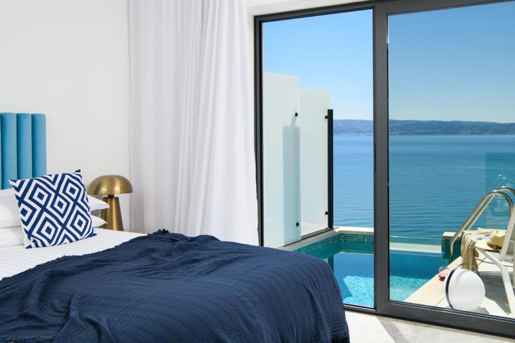 Gallery Luxury Suites & Rooms-Only Adults Split Exterior photo